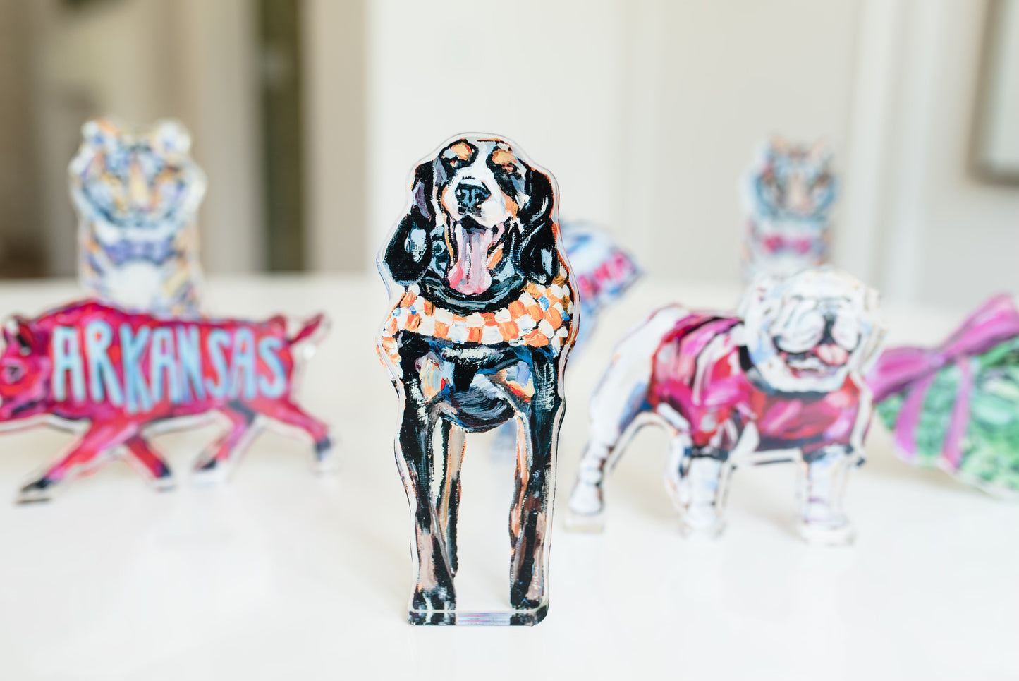"Hound" acrylic shelfie