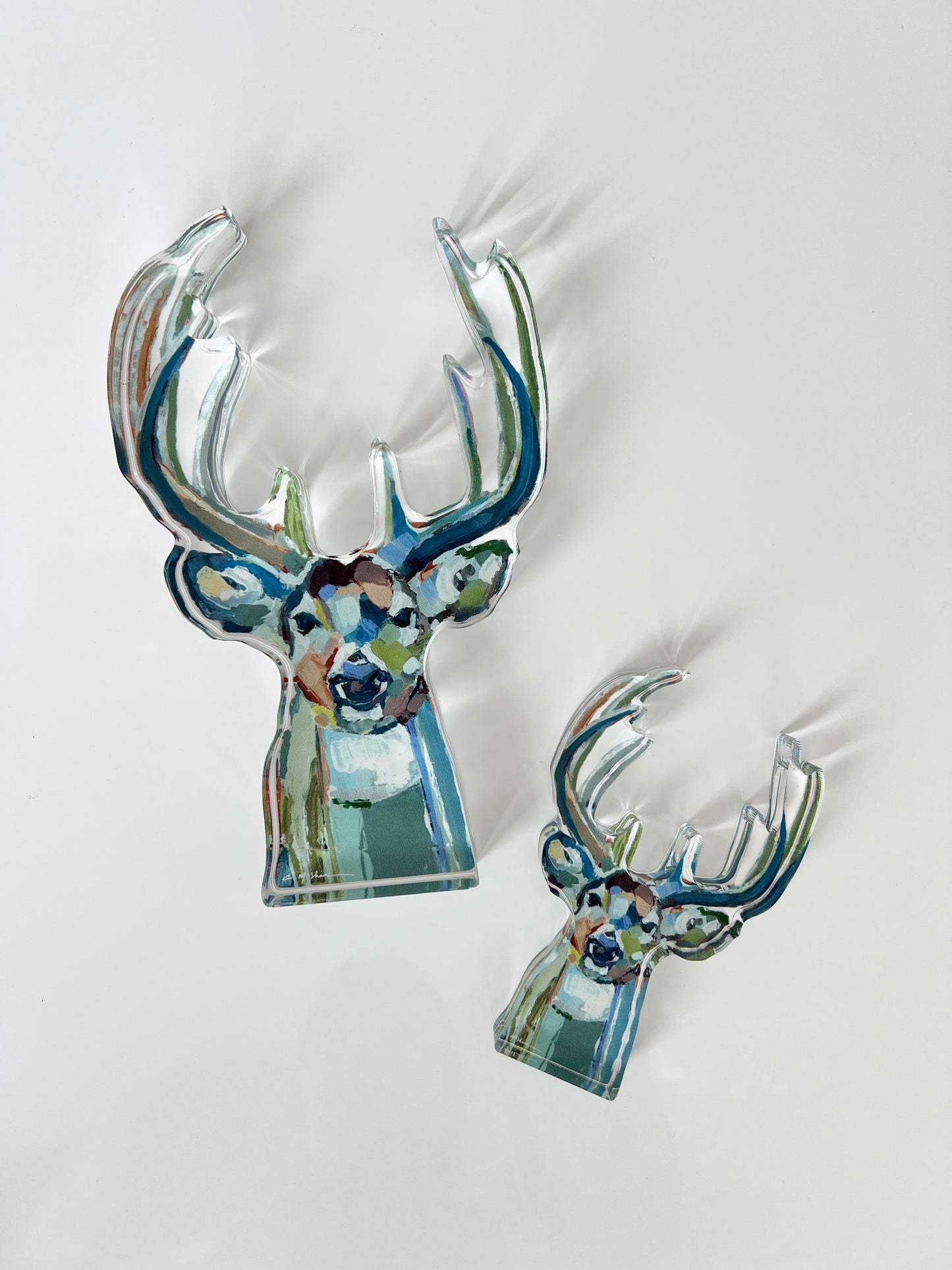 An acrylic deer for tabletop display that is great for man gift and deer hunters