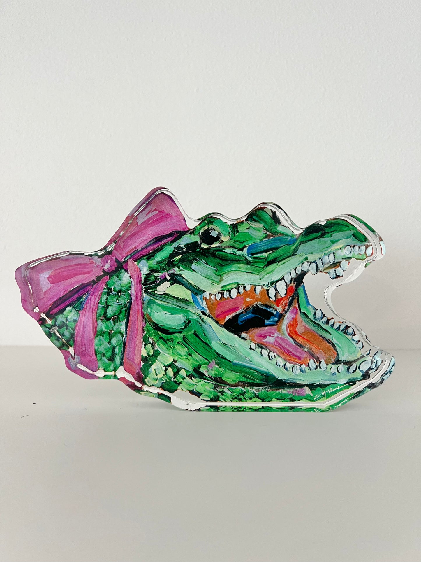 An acrylic tabletop of an alligator gator for Florida University college gameday or alumni gifts.