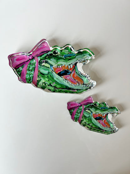 An acrylic tabletop of an alligator gator for Florida University college gameday or alumni gifts.